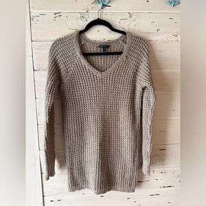 American Eagle Outfitters Gray  Knit Sweater